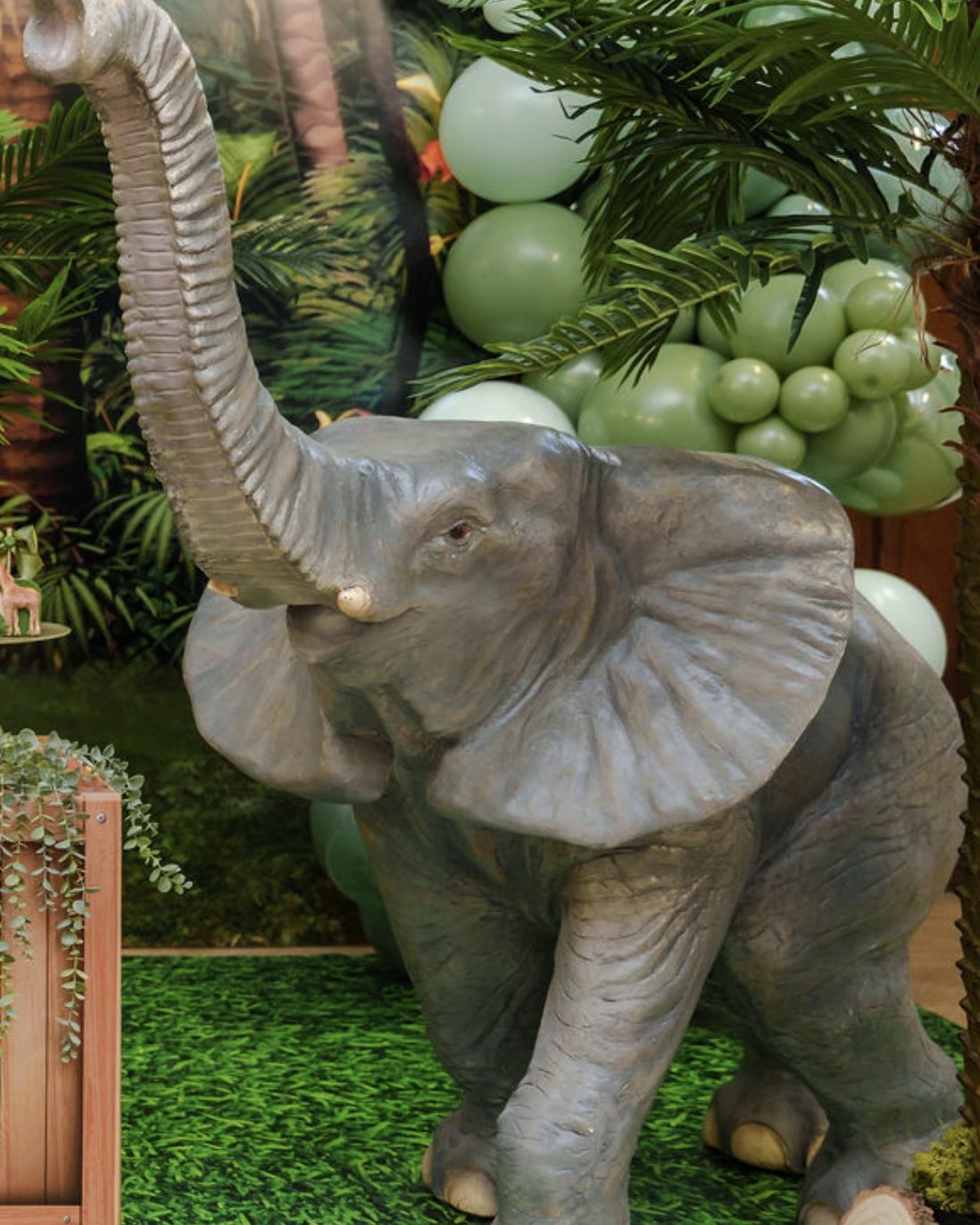Elephant Prop — Large Jungle Piece