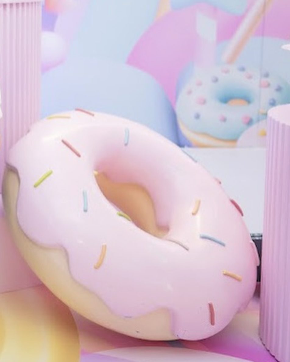 Large Doughnut Prop